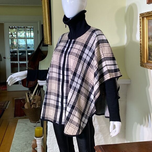 Jones New York Plaid Wool Blend Zip Up Cape/Poncho - Picture 5 of 16